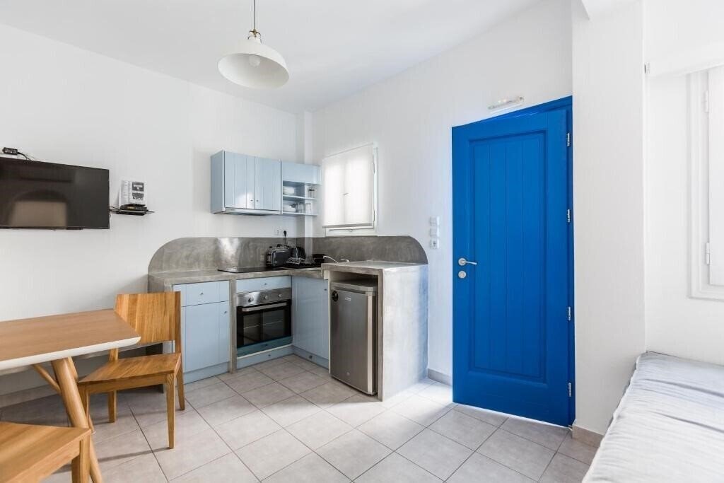 Изображение Fanouris Condo 3*