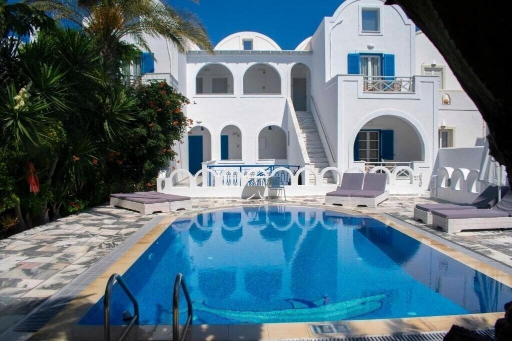 Готель Pension George 3*