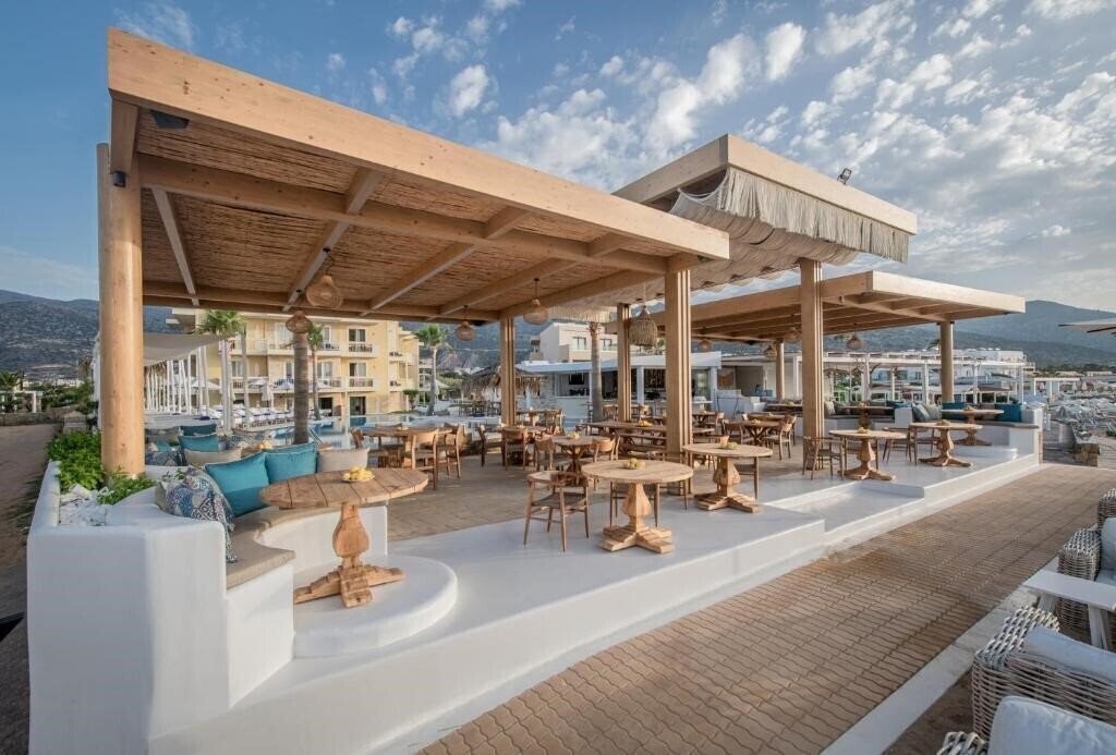 Фотографія Parthenis Beach Suites by The Sea 3*