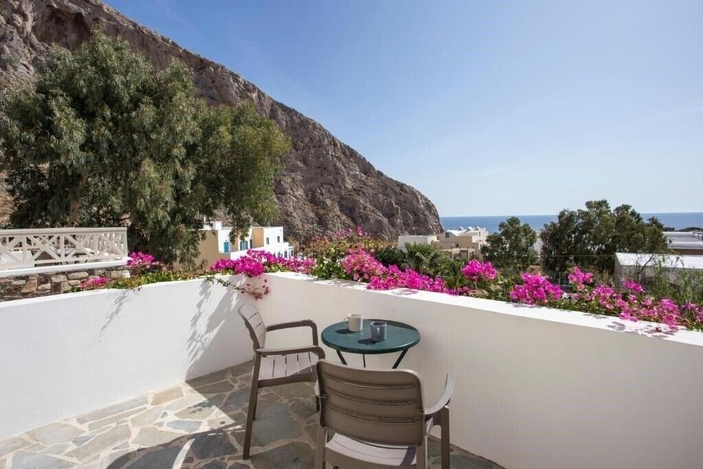 Картинка Theartemis Perissa Hotel 3*