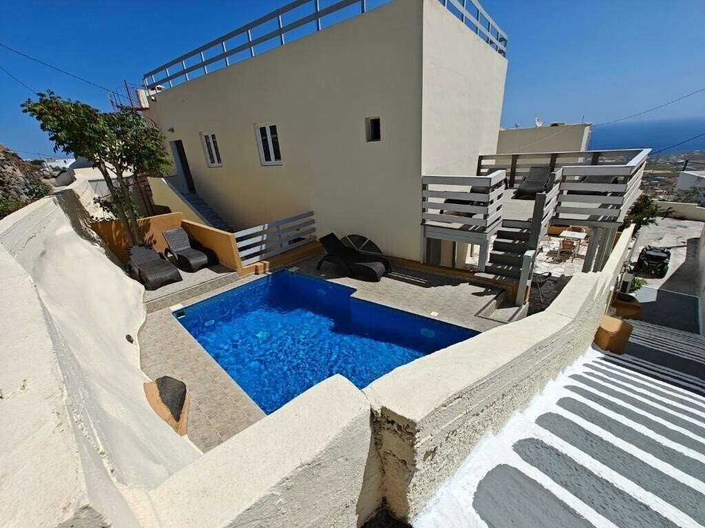 Отель Villa Anemomilos Firostefani 3*