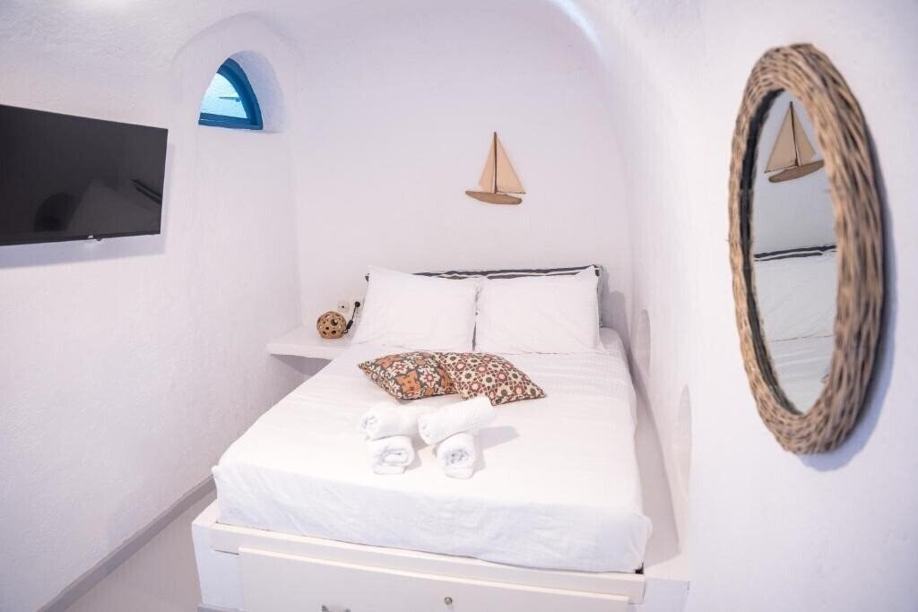 Фото Joy House 3*