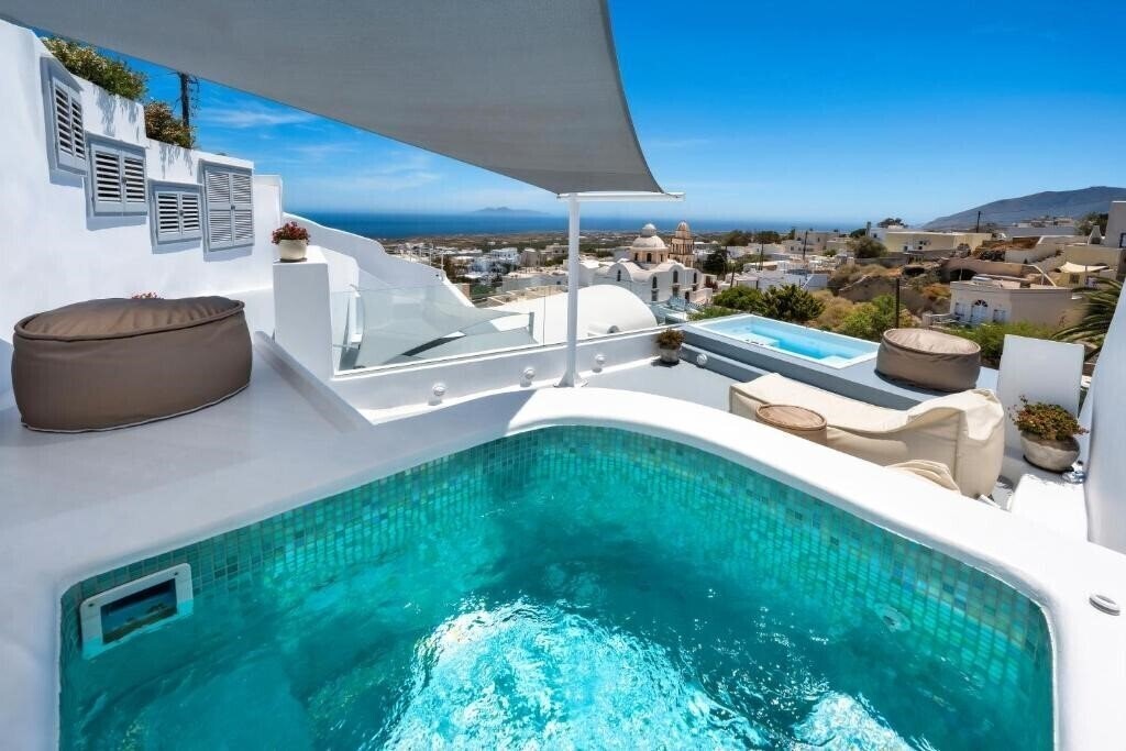 Готель Hill Suites Santorini 3*