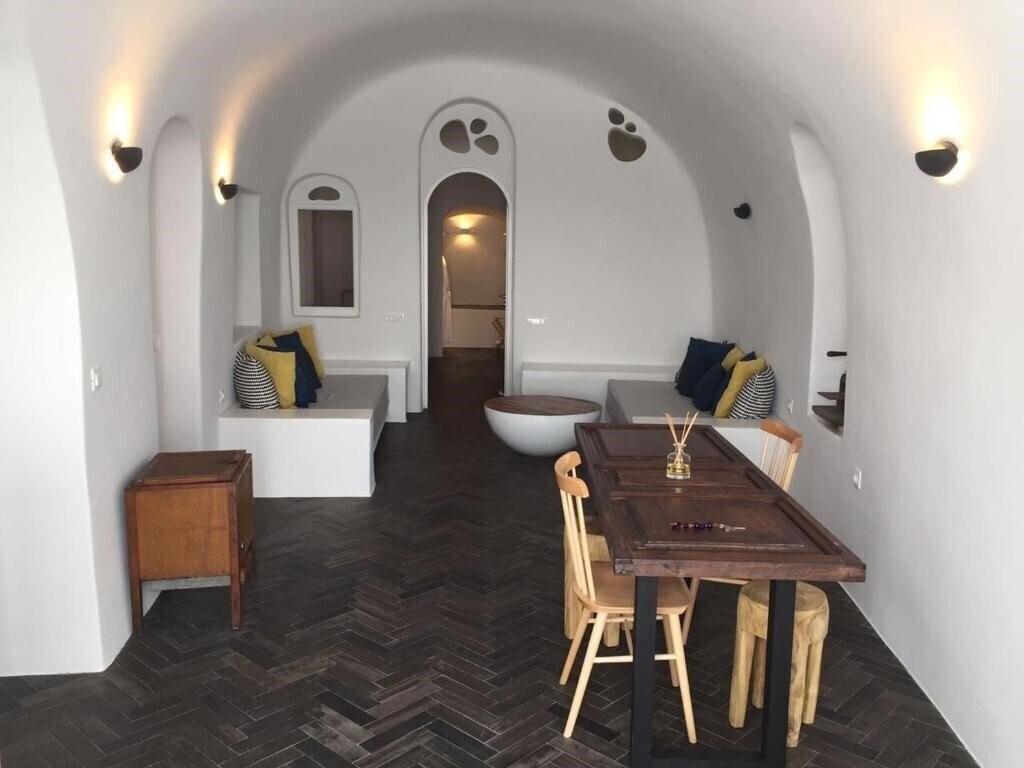 Фото Altana Cliffside Villas 4*