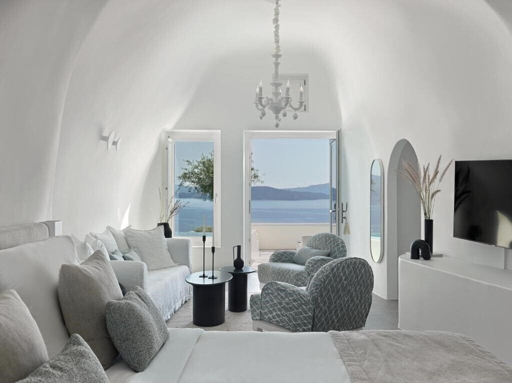 Фото Canaves Oia Suites 5*