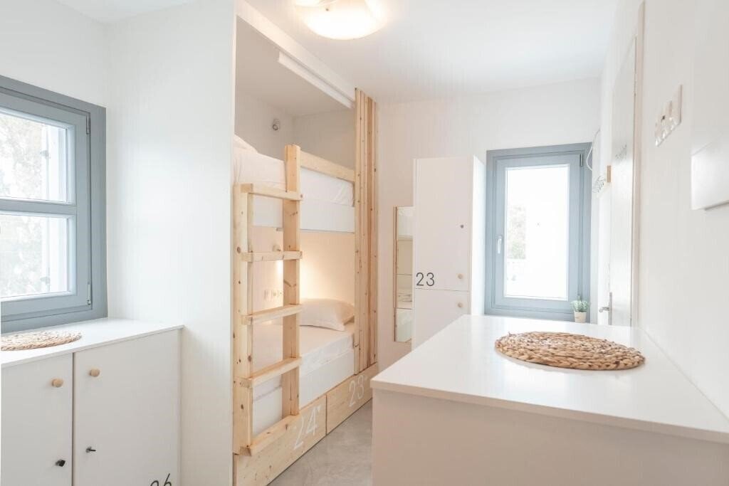 Отель Bedspot Hostel 2*