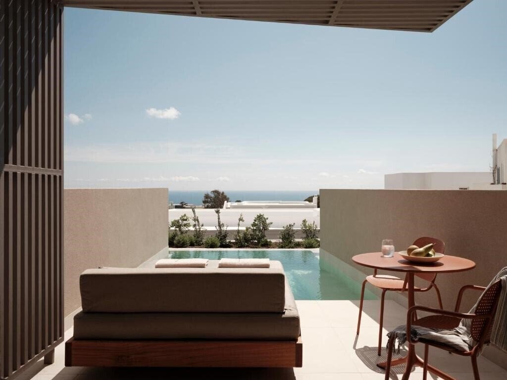 Отель Enarma Suites & SPA Wellness Retreat 5*
