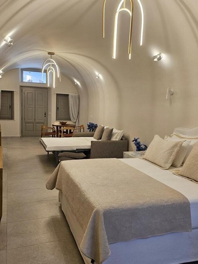 Готель La Madeleine Oia Boutique 4*