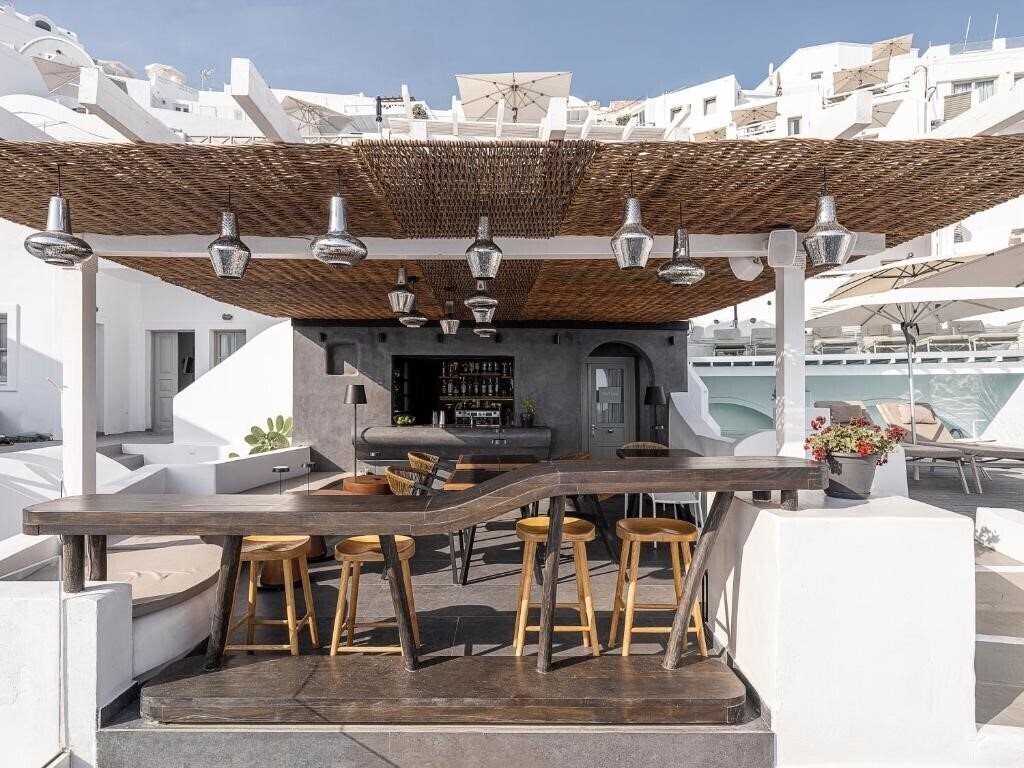 Картинка On The Rocks Hotel 4*