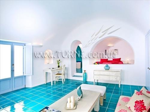 Готель Astra Suites Hotel 5*