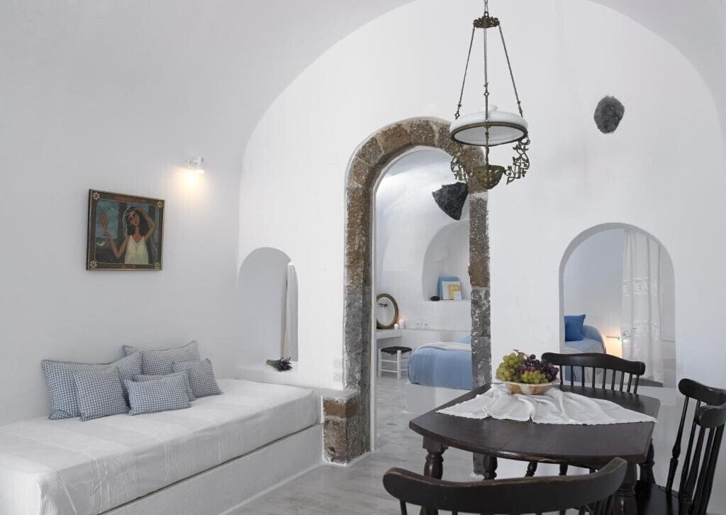 Фото Altana Heritage Suites 4*