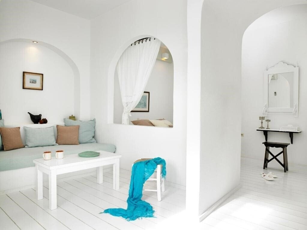 Фотографія Altana Heritage Suites 4*