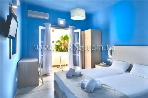 Готель Poseidon Beach Kamari 2*