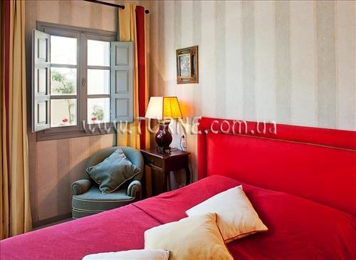 Готель La Maltese Estate Hotel 5*