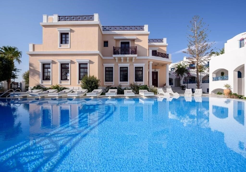 Готель Veggera Hotel 4*