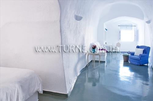 Фотографія Cliff Side Suites 4*