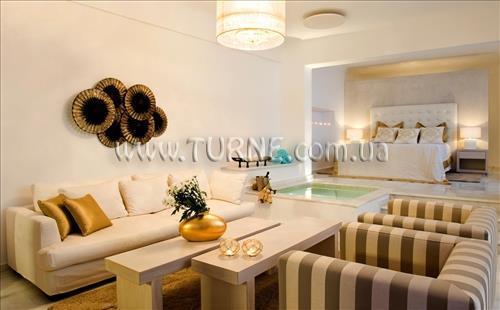 Фото Gold Suites Hotel 4*