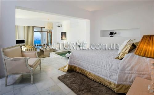 Готель Gold Suites Hotel 4*