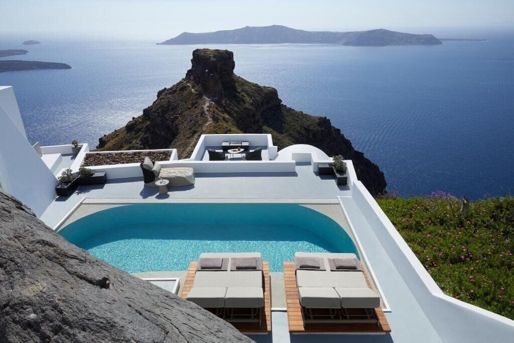 Готель Grace Hotel, Auberge Collection 5*