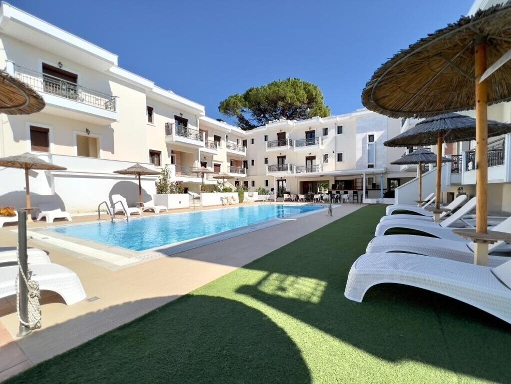 Готель Skiathos Somnia 3*