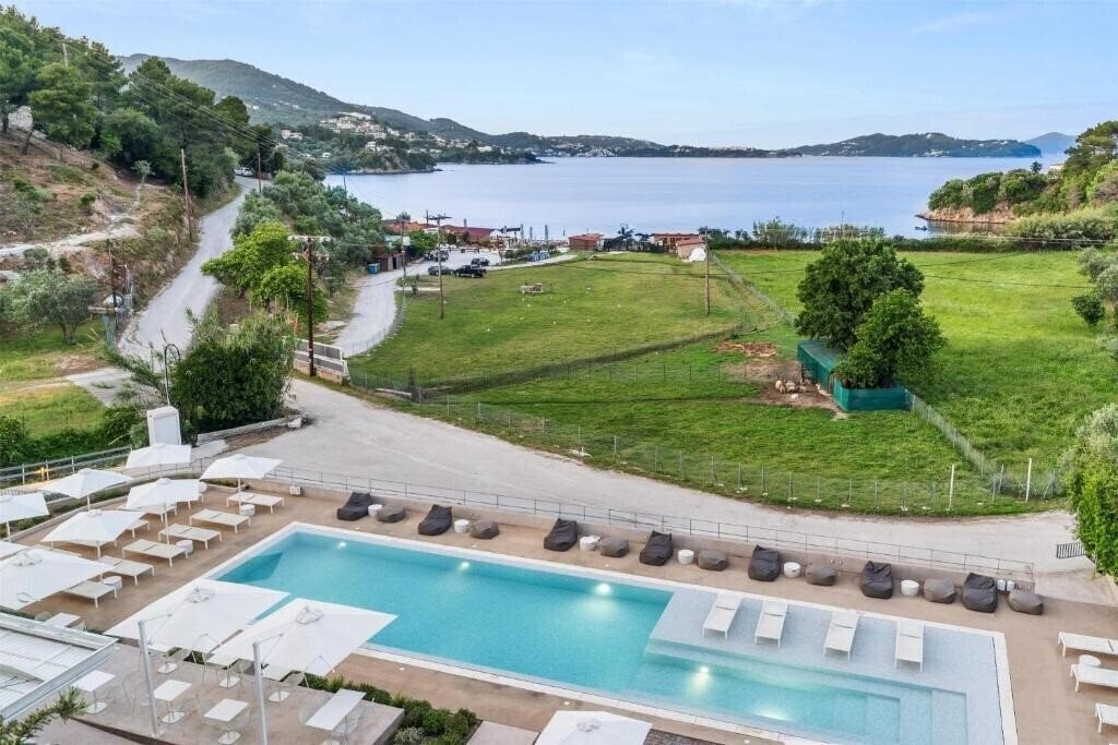 Изображение Radisson Resort Plaza Skiathos 4*