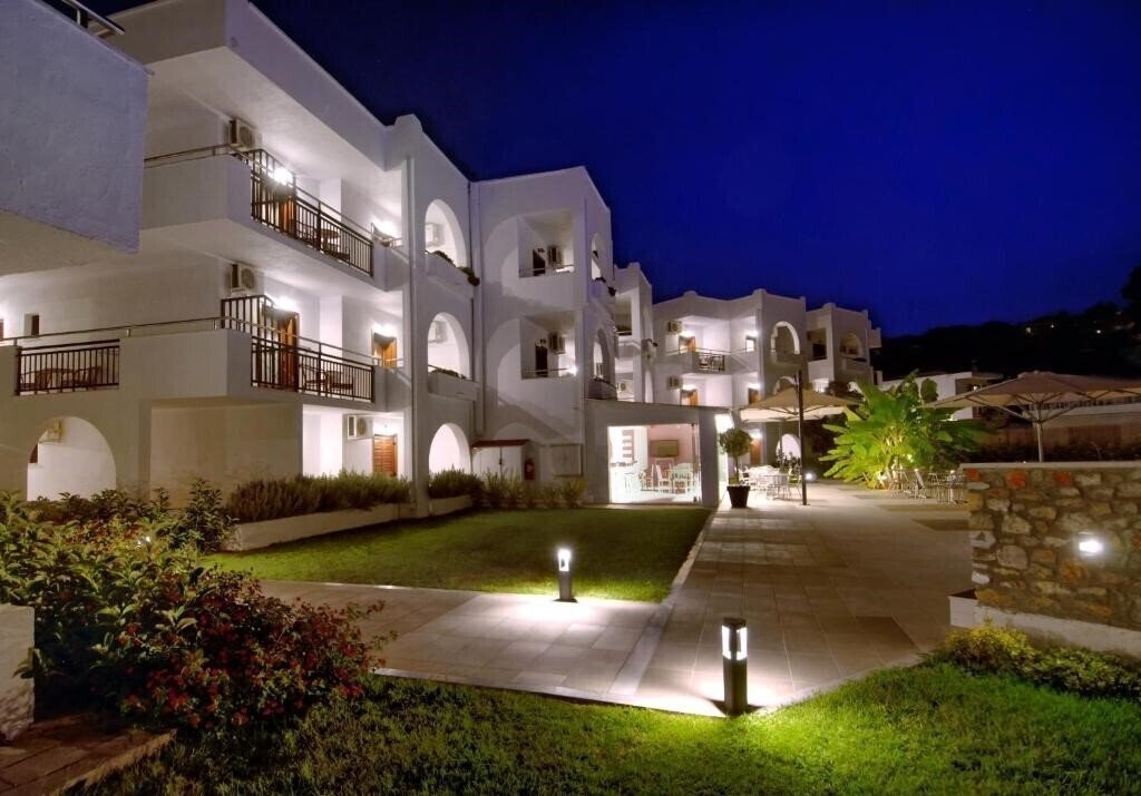 Фотографія Hotel Korali 3*