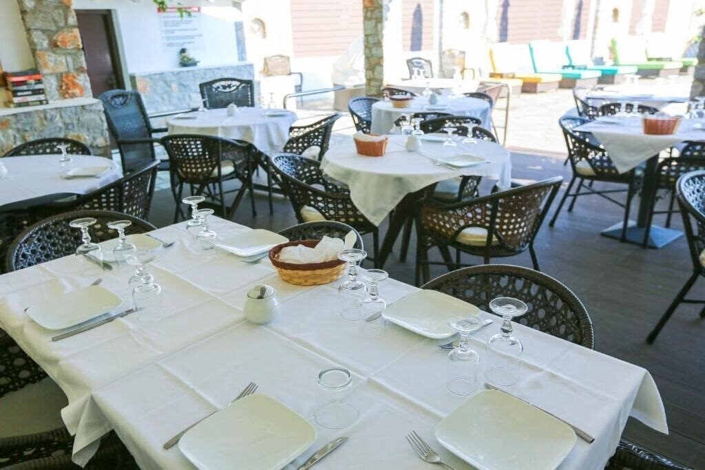 Зображення Skiathos Island Suites 4*