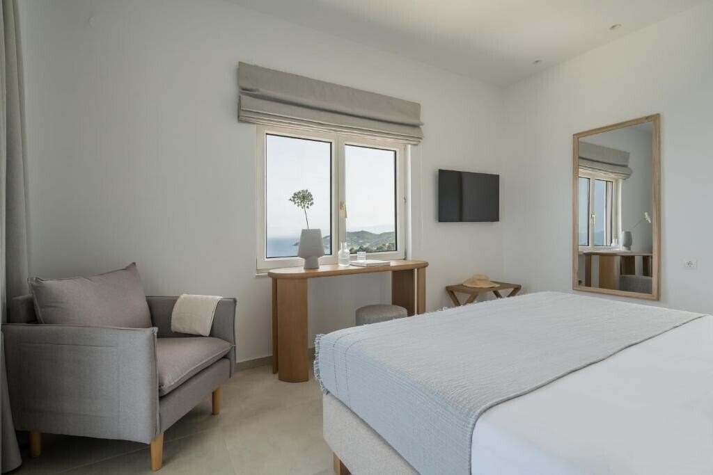 Фото Oniro Skiathos 4*