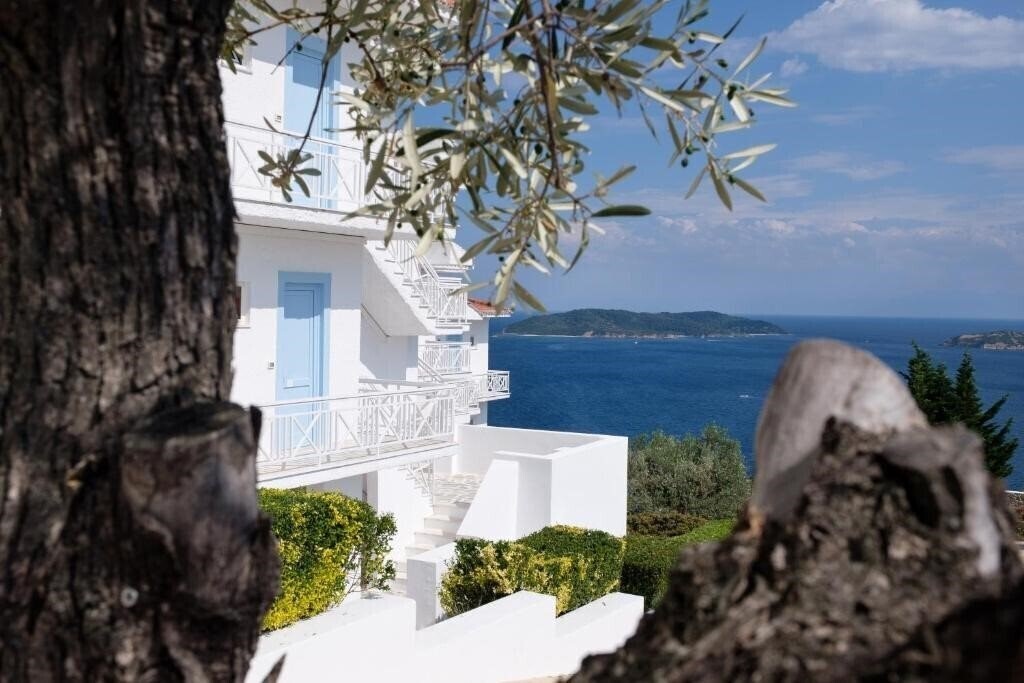 Картинка Oniro Skiathos 4*