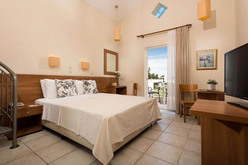Изображение Louloudis Boutique Hotel & SPA 3*