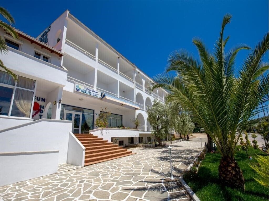 Готель Astris Sun Hotel 2*