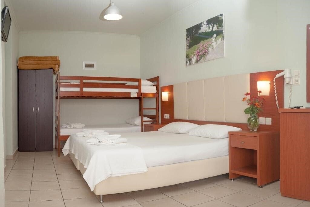 Фото Vournelis Hotel 2*