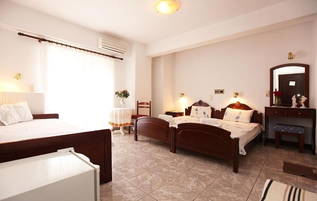 Картинка Fourkos Hotel 2*