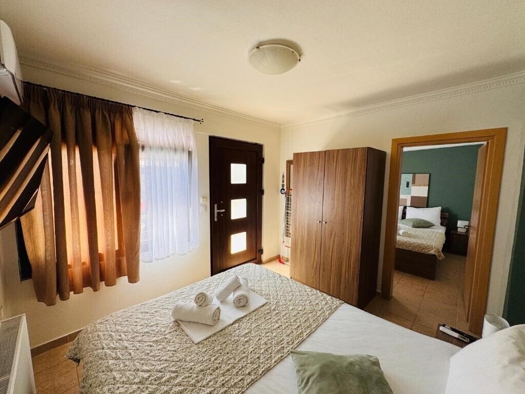 Отель Anassa Studios Apartments 4*