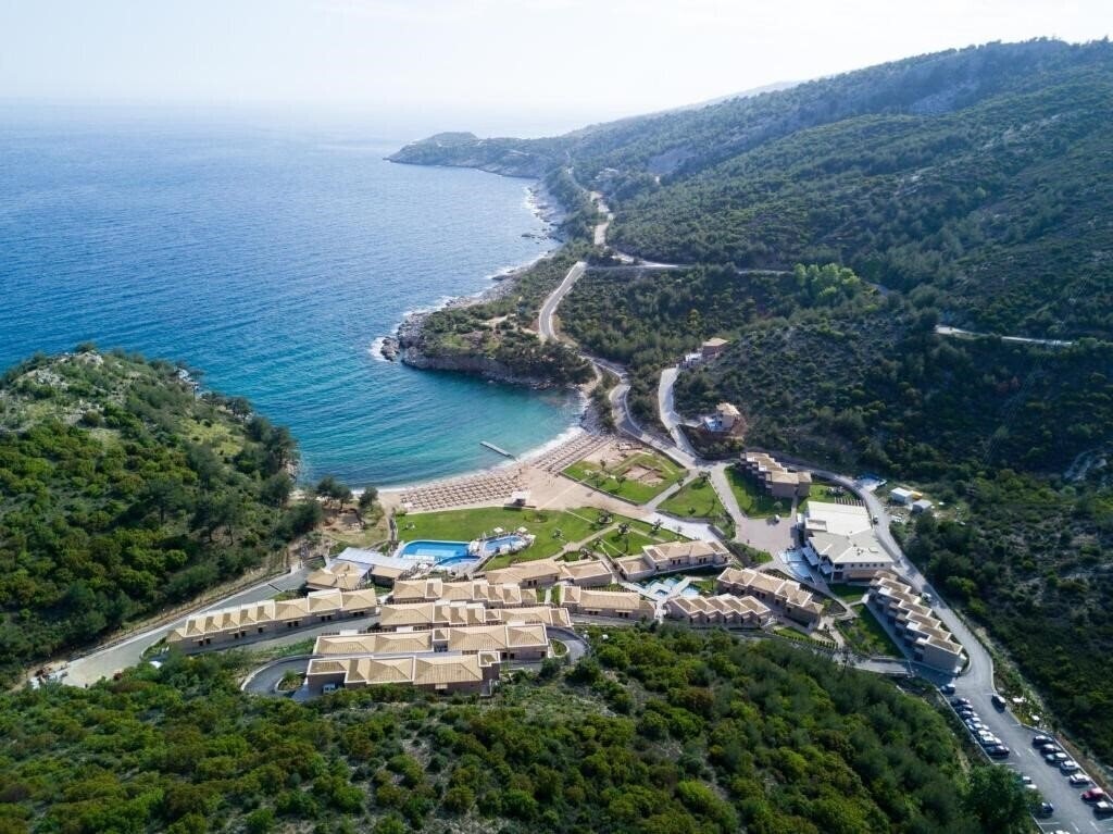 Готель Thassos Grand Resort 5*