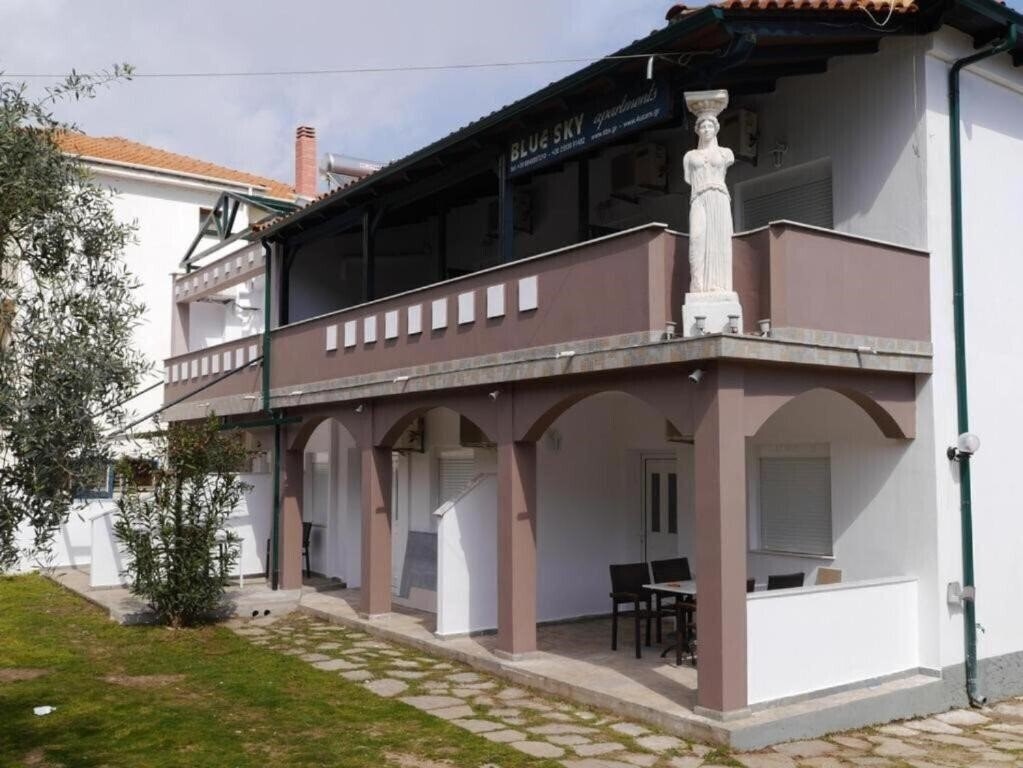 Готель Blue Sky Villas вилла