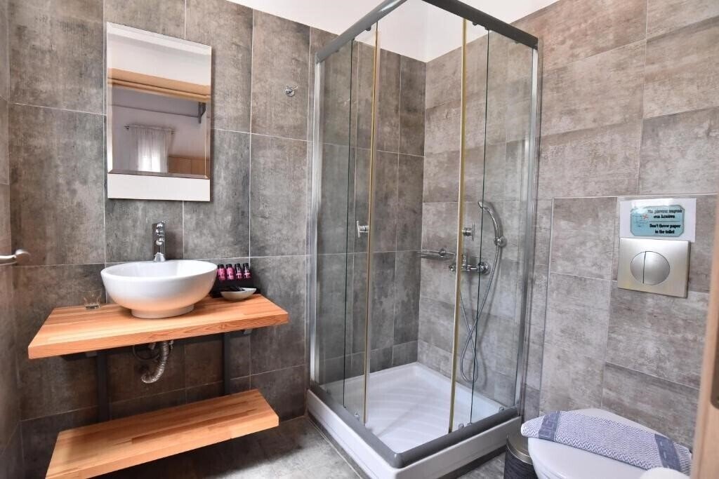 Картинка Thalassa Apartments апартаменты