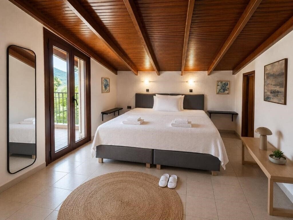 Изображение Aliston Hotel Studios 2*