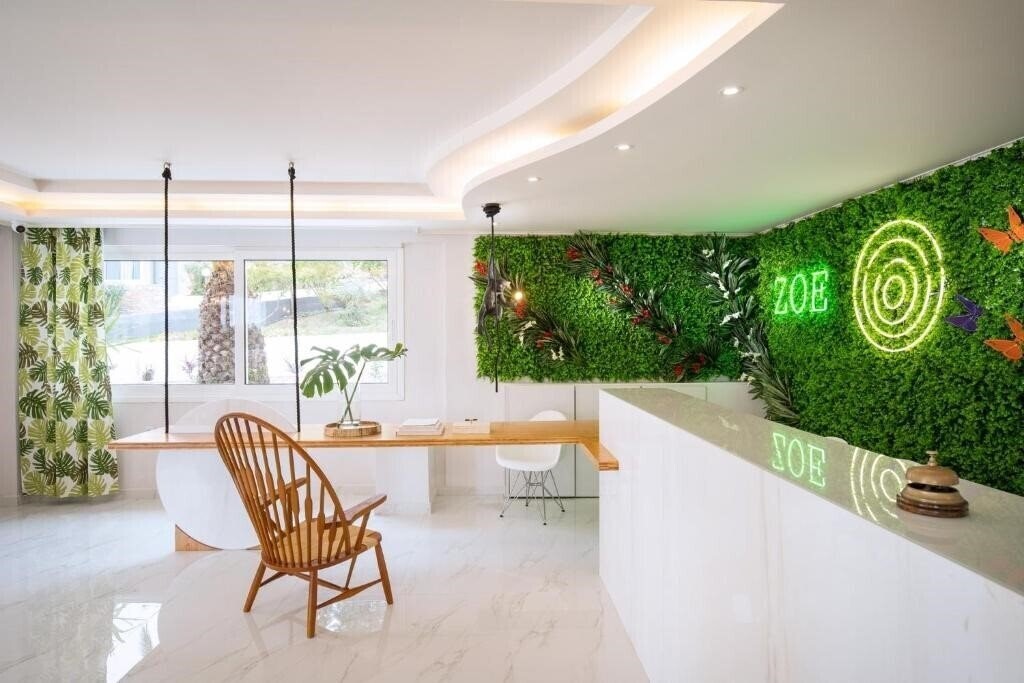 Фото Zoe Hotel 4*