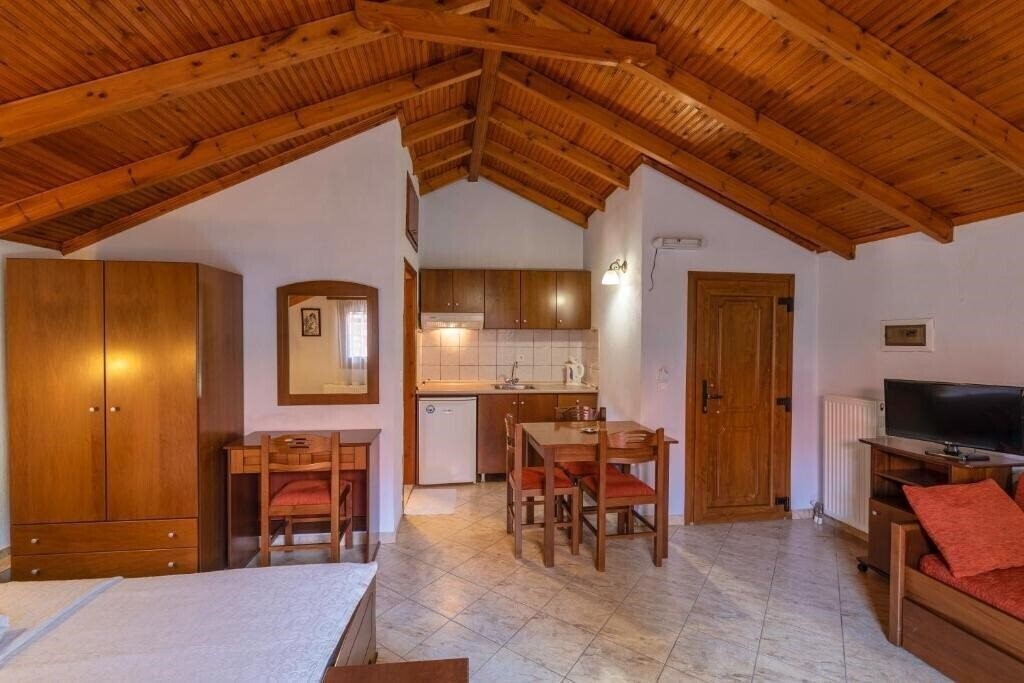 Изображение Castle Pontos Hotel 2*