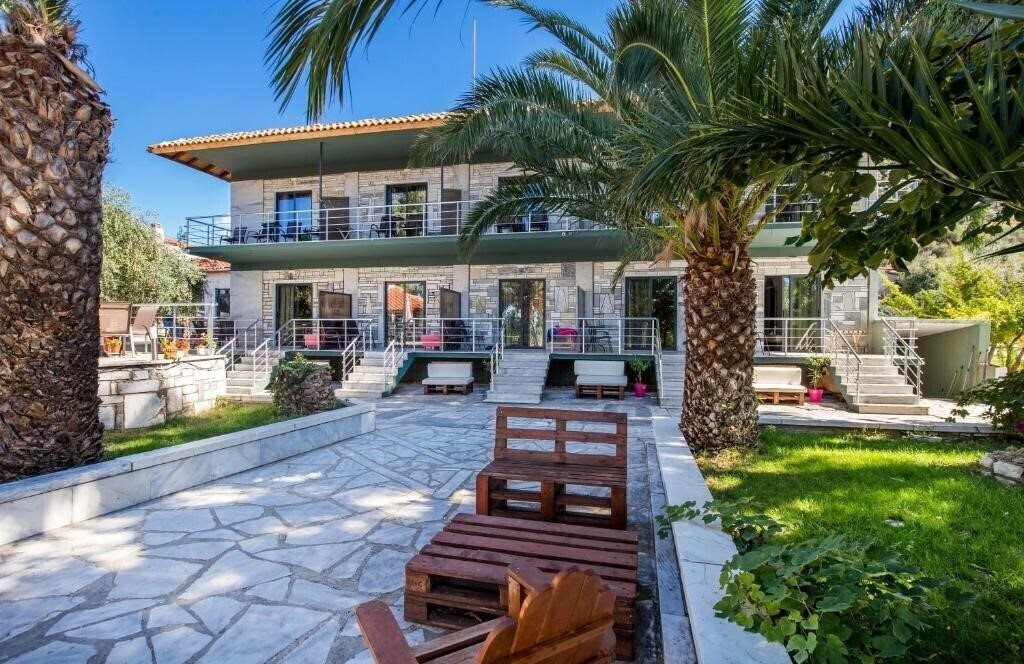 Готель Marti Resort 3*