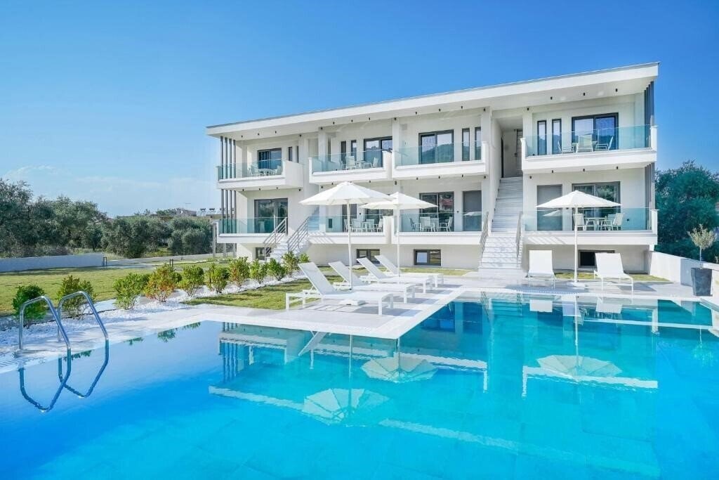 Готель Olia Thassos Luxury Apartments 3*