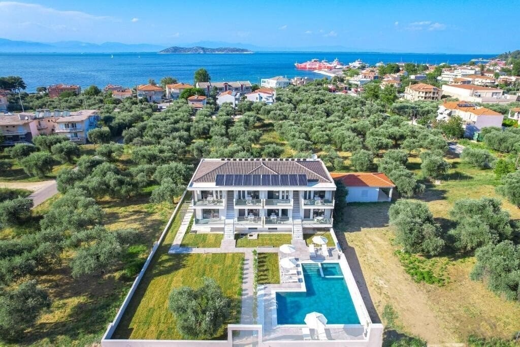 Фото Olia Thassos Luxury Apartments 3*