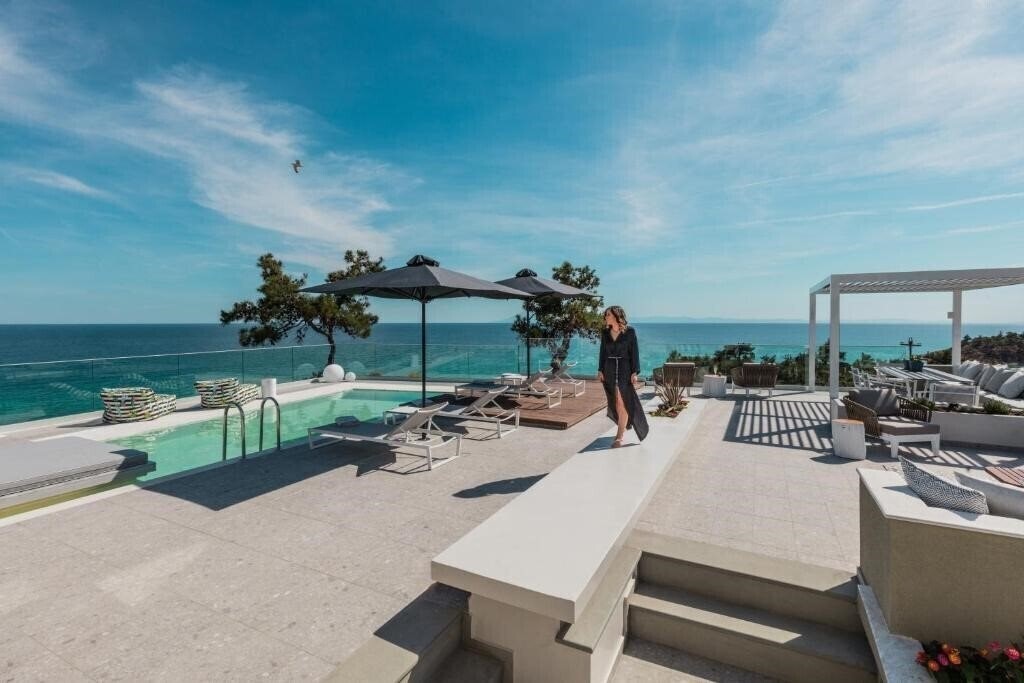 Отель 360° Luxury View Collection 4*