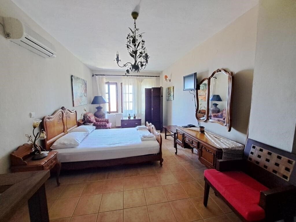 Фото Smaragdi 3*