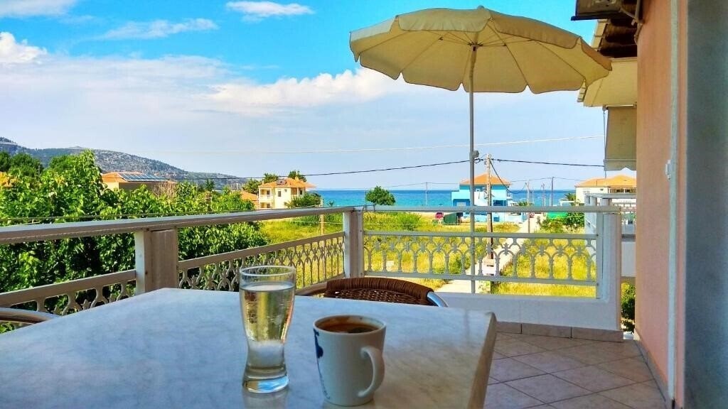 Фотографія Porto Thassos Apartments & Studios 2*