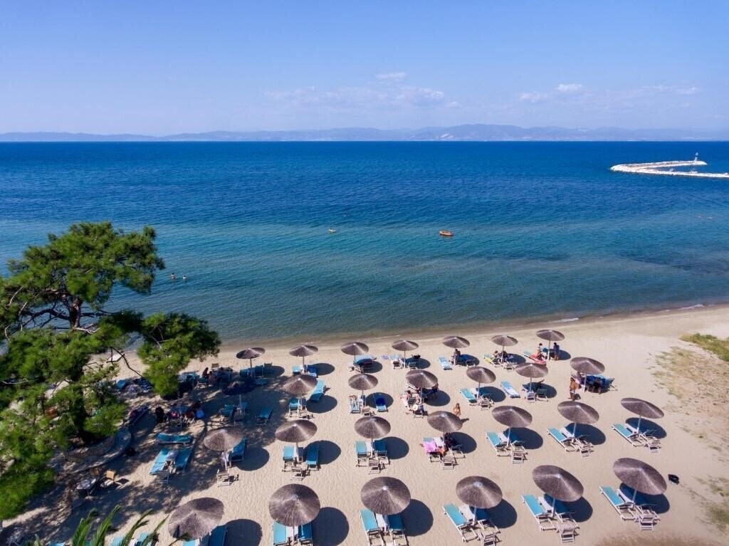 Зображення Mediterranean Beach Hotel (Skala Rachoni) 3*