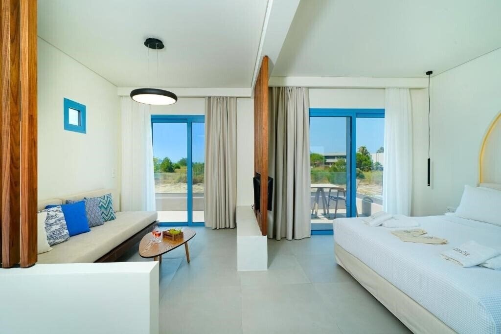 Фото Narciso Luxury Suites 4*