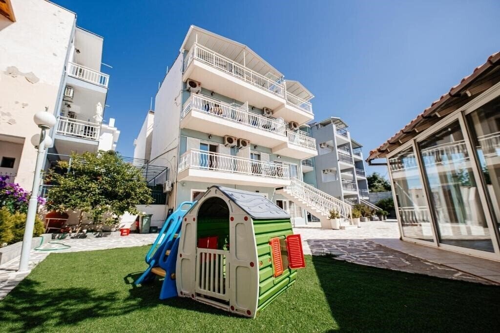 Готель Marialena Hotel 3*