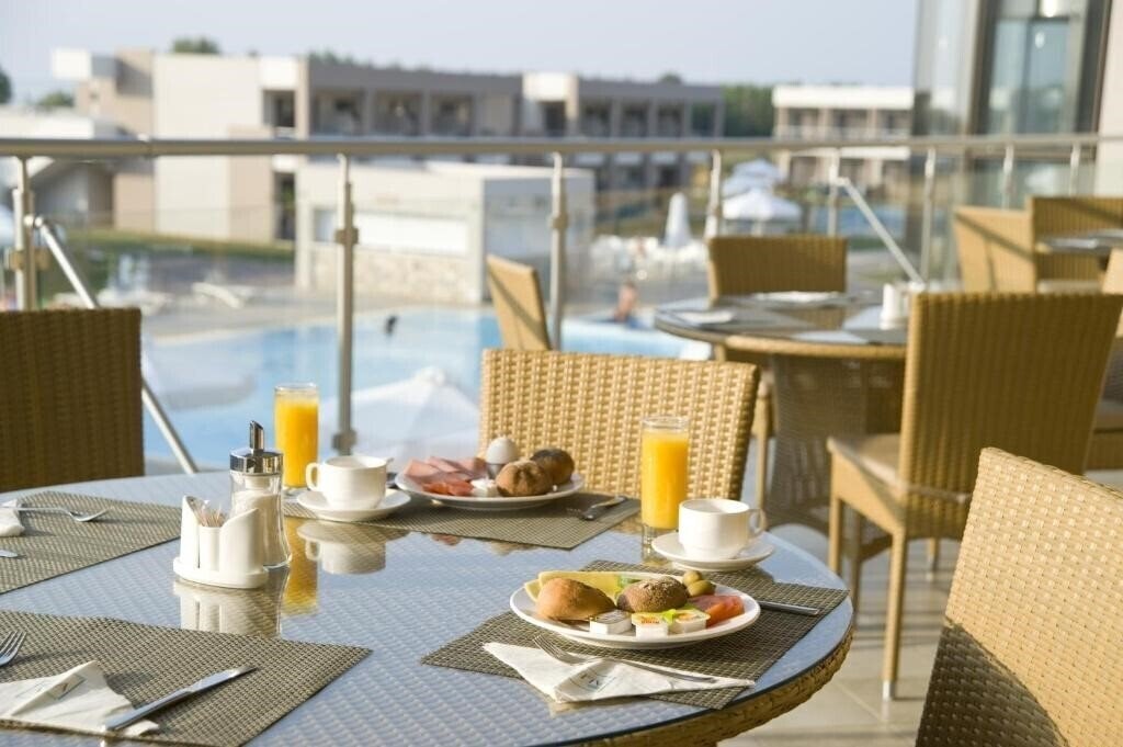 Зображення Alea Hotel & Suites 4*